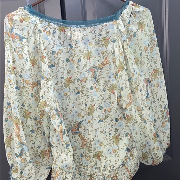 Green blouse - Picture 2 of 2